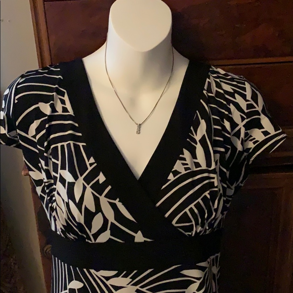 Last chance! Black and Cream dressbarn dress!